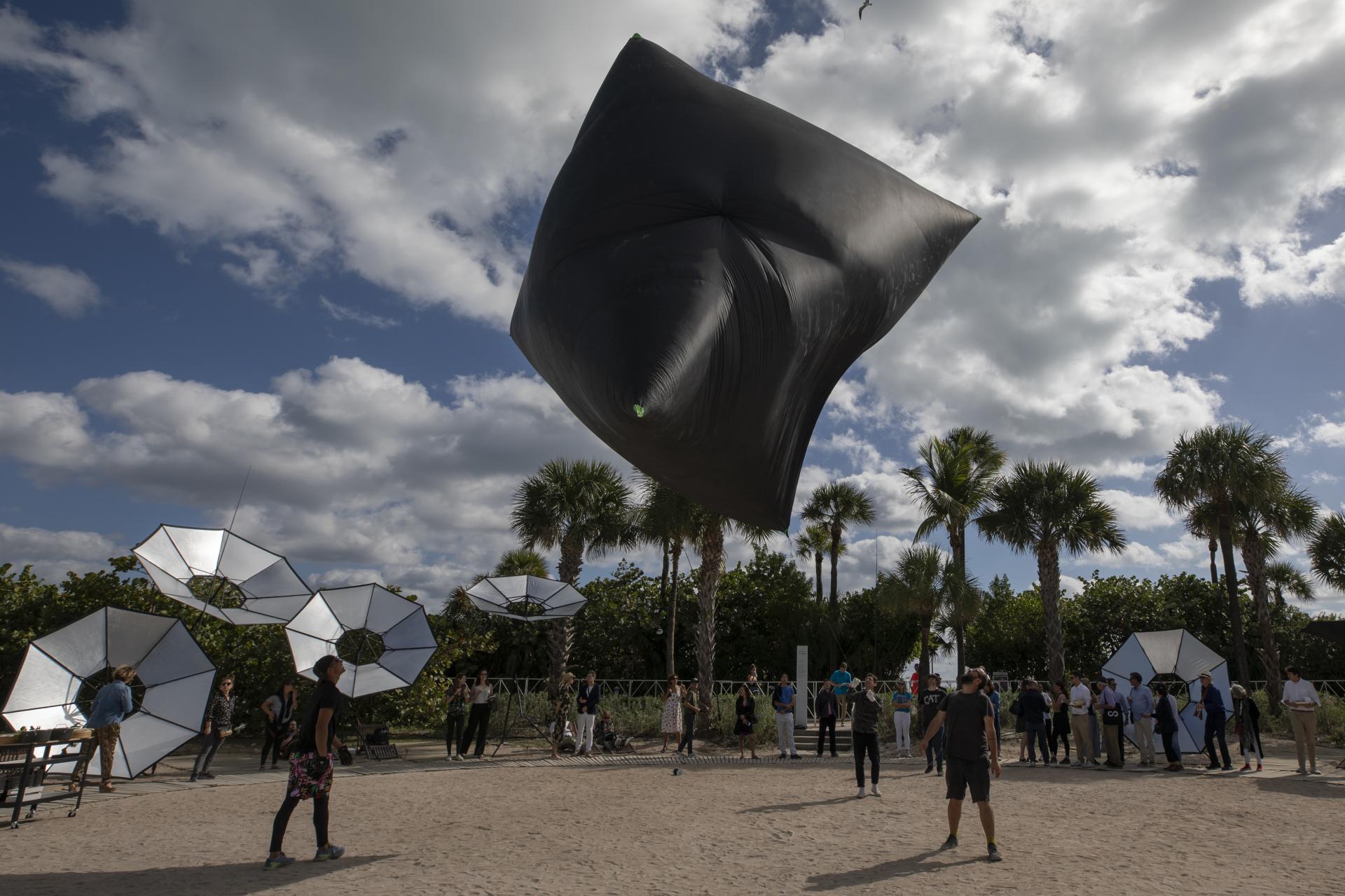 Art Basel Miami – Albedo | Hans Ulrich Obrist in conversation with Tomás Saraceno