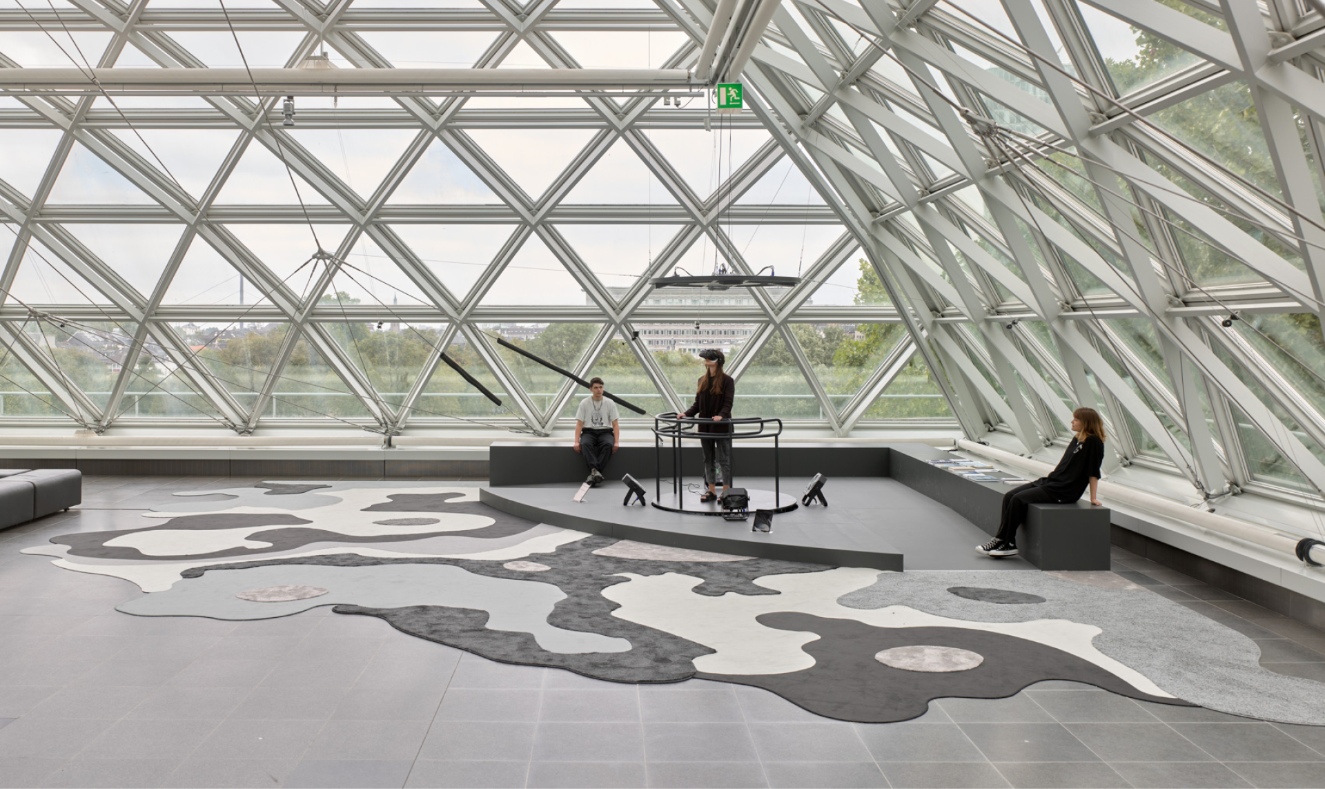 Aerocene: Free the Air. “Orbit-s” For a Post-Fossil Fuel Era