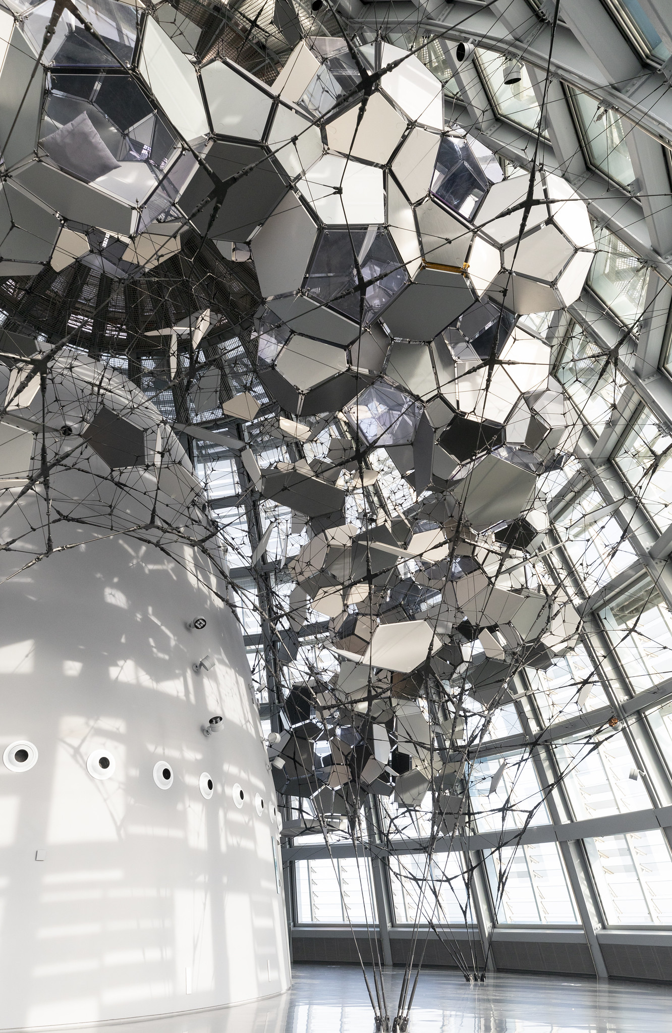 Tomás Saraceno, Installation view of Cloud Cities Barcelona, 2022. Courtesy Studio Tomás Saraceno and Mirador torre Glòries. Photography Studio Tomás Saraceno. © Tomás Saraceno