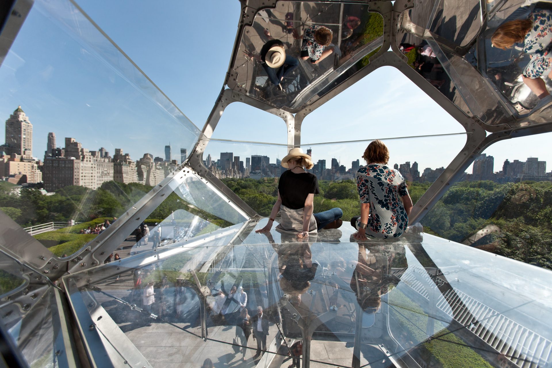 Tomas Saraceno, On the Roof: Cloud City at the Metropolitan Museum of Art, New York, 2012. Photography by Studio Tomás Saraceno