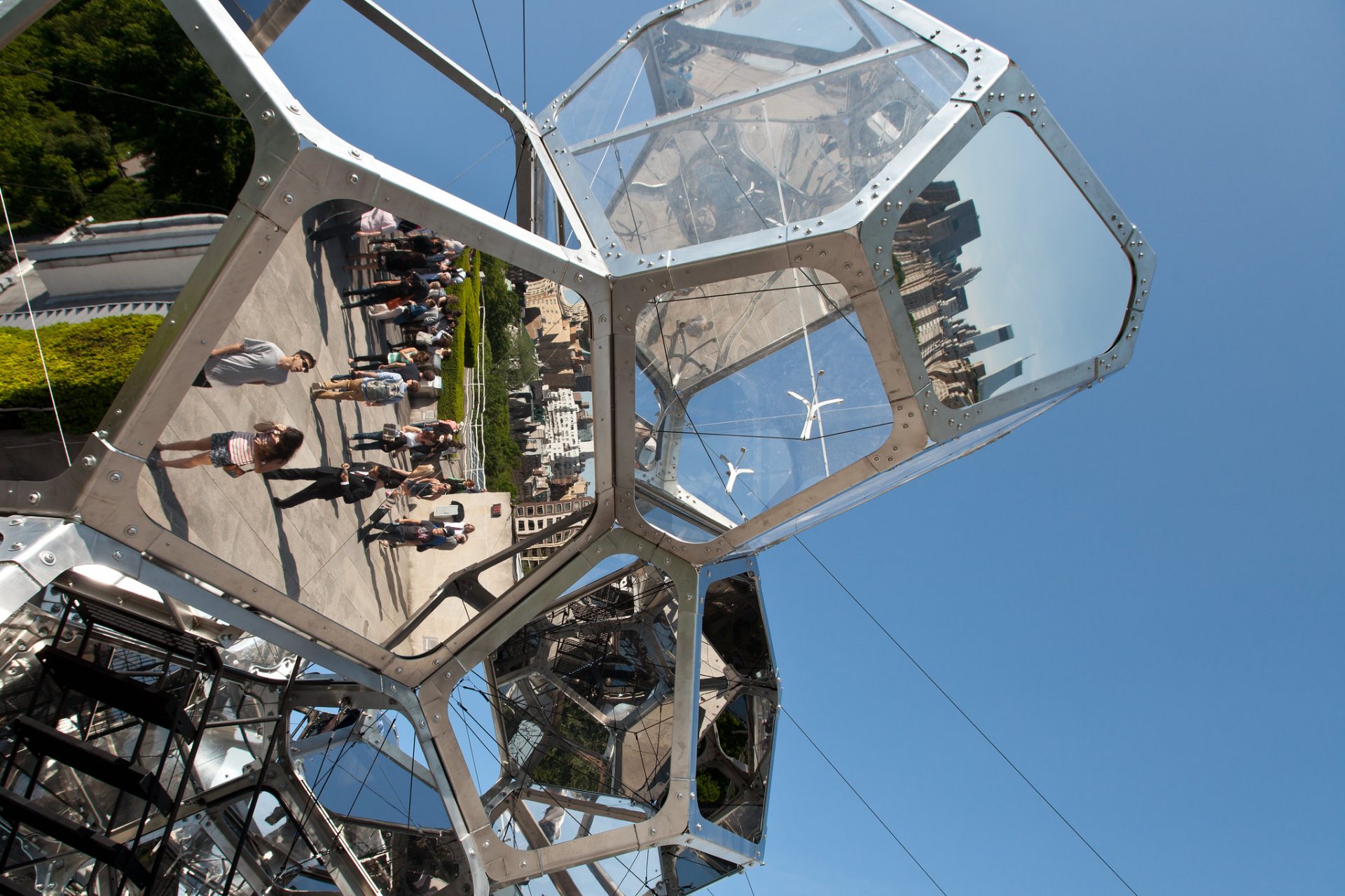 Tomas Saraceno, On the Roof: Cloud City at the Metropolitan Museum of Art, New York, 2012. Photography by Studio Tomás Saraceno