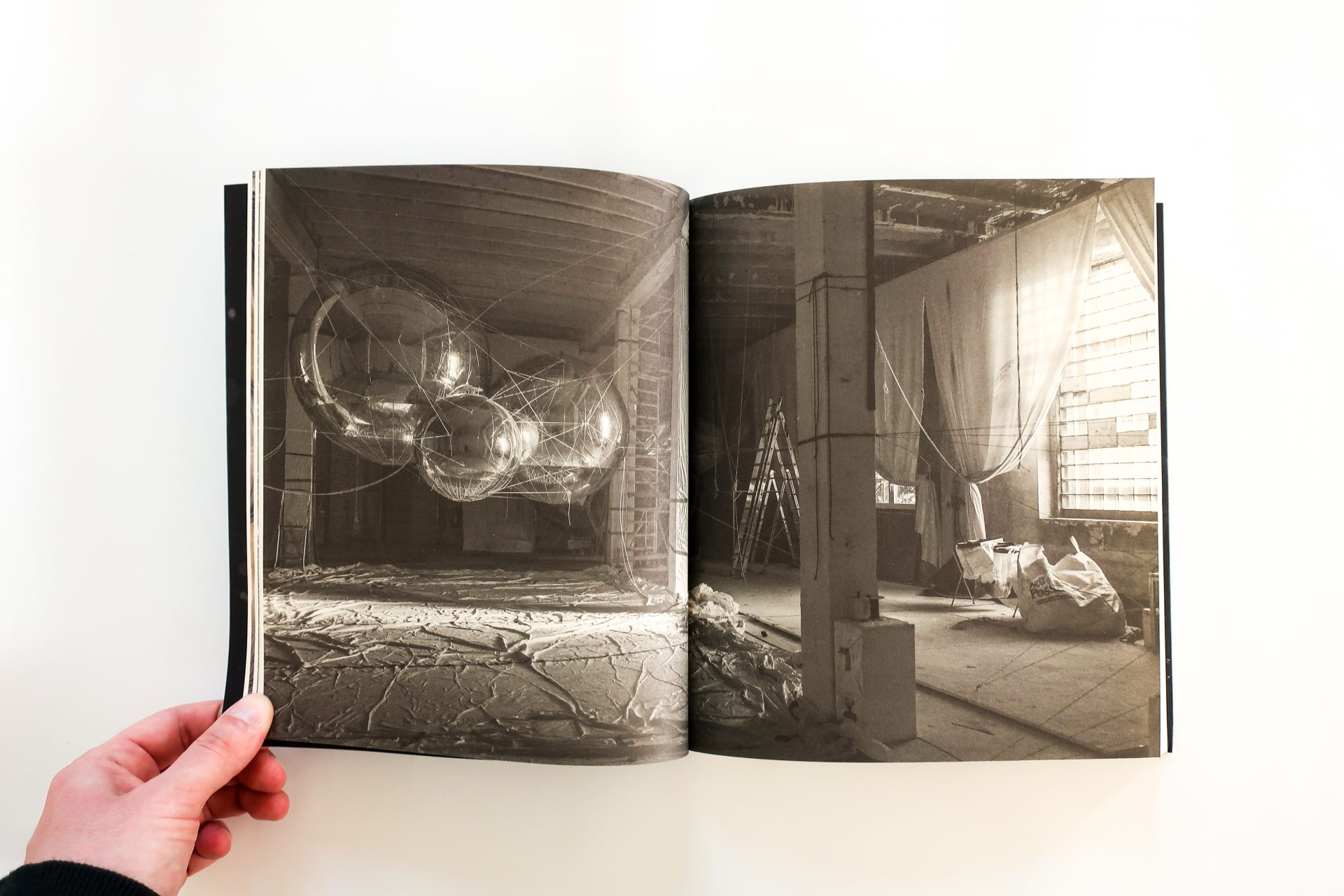 Tomás Saraceno: Aria